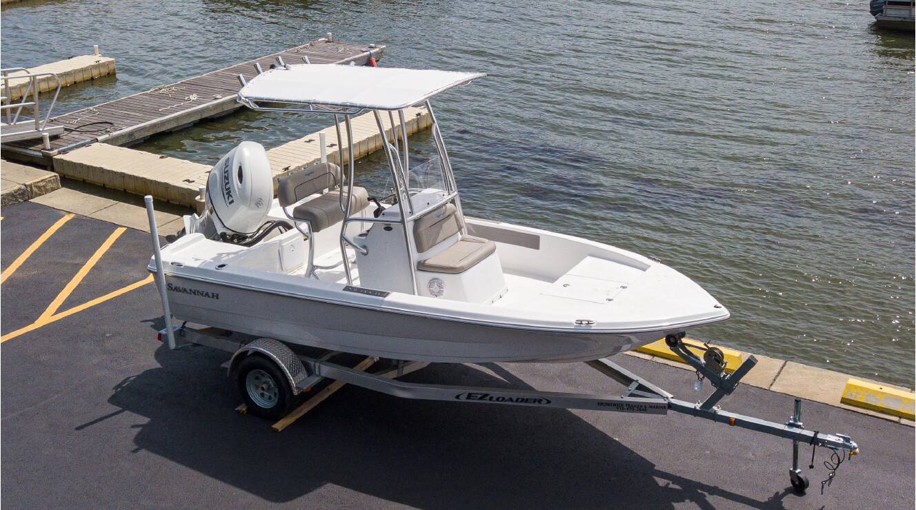 A photo of this 2023 Savannah 190 IS