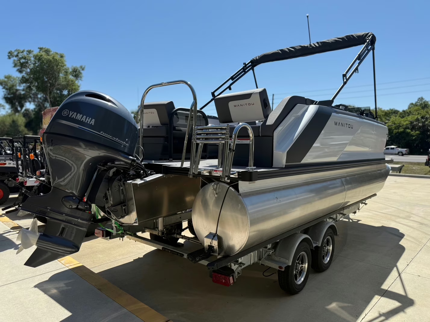 2025 Manitou Pontoon Cruise 20 Bench Twin Tube 22 MAX SWITCHBACK in orange city FL