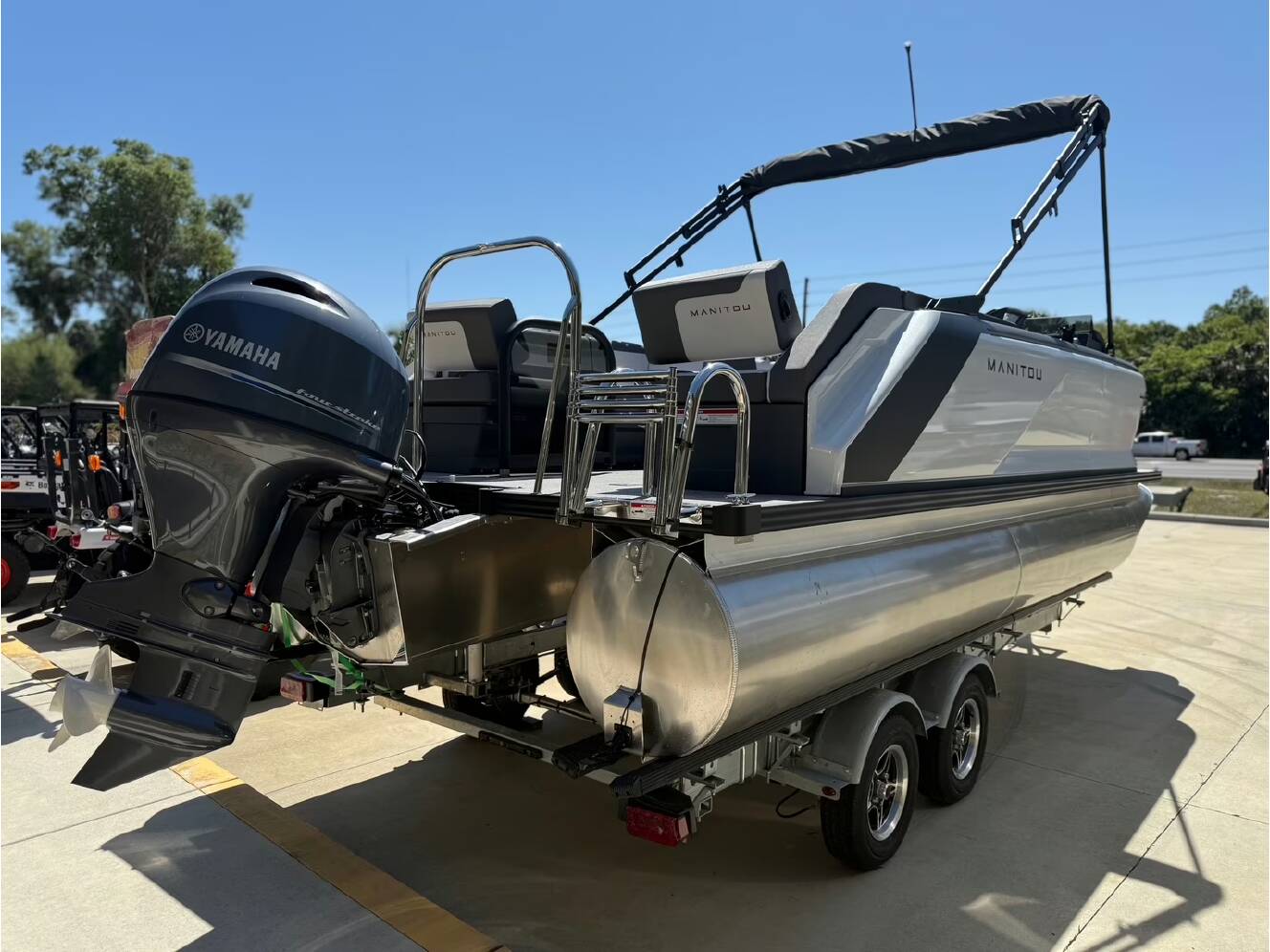 A photo of this 2025 Manitou Pontoon Cruise 20 Bench Twin Tube