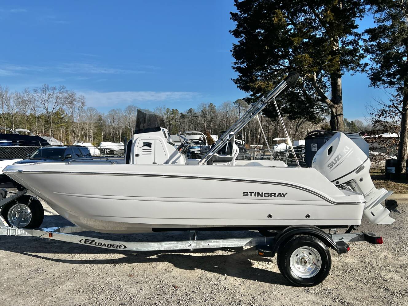 A photo of this 2026 Stingray 173 CC