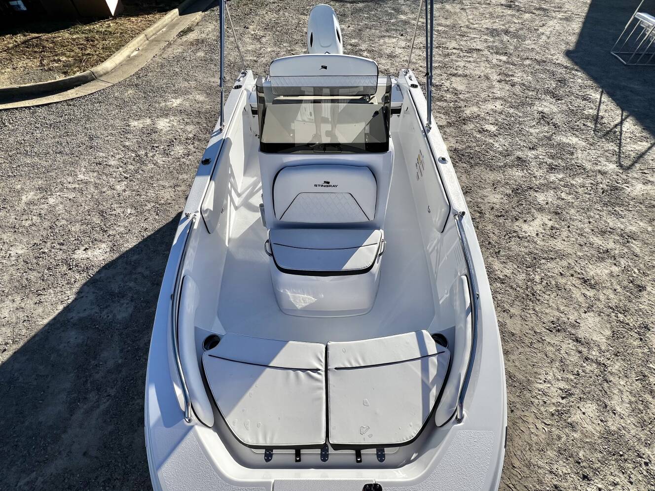 A photo of this 2026 Stingray 173 CC