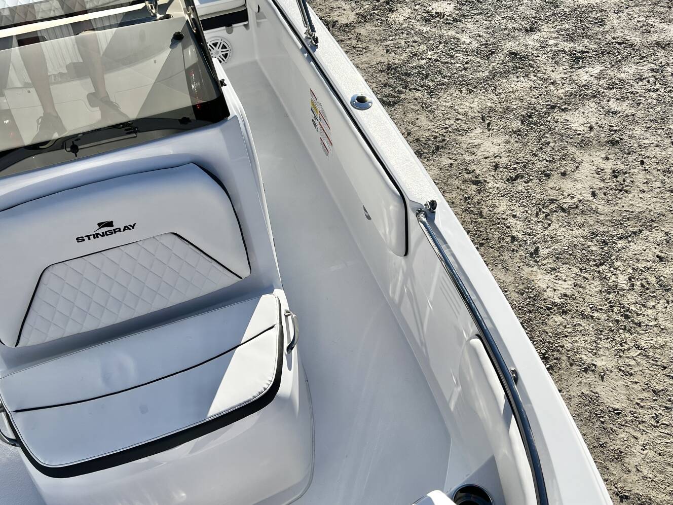 A photo of this 2026 Stingray 173 CC