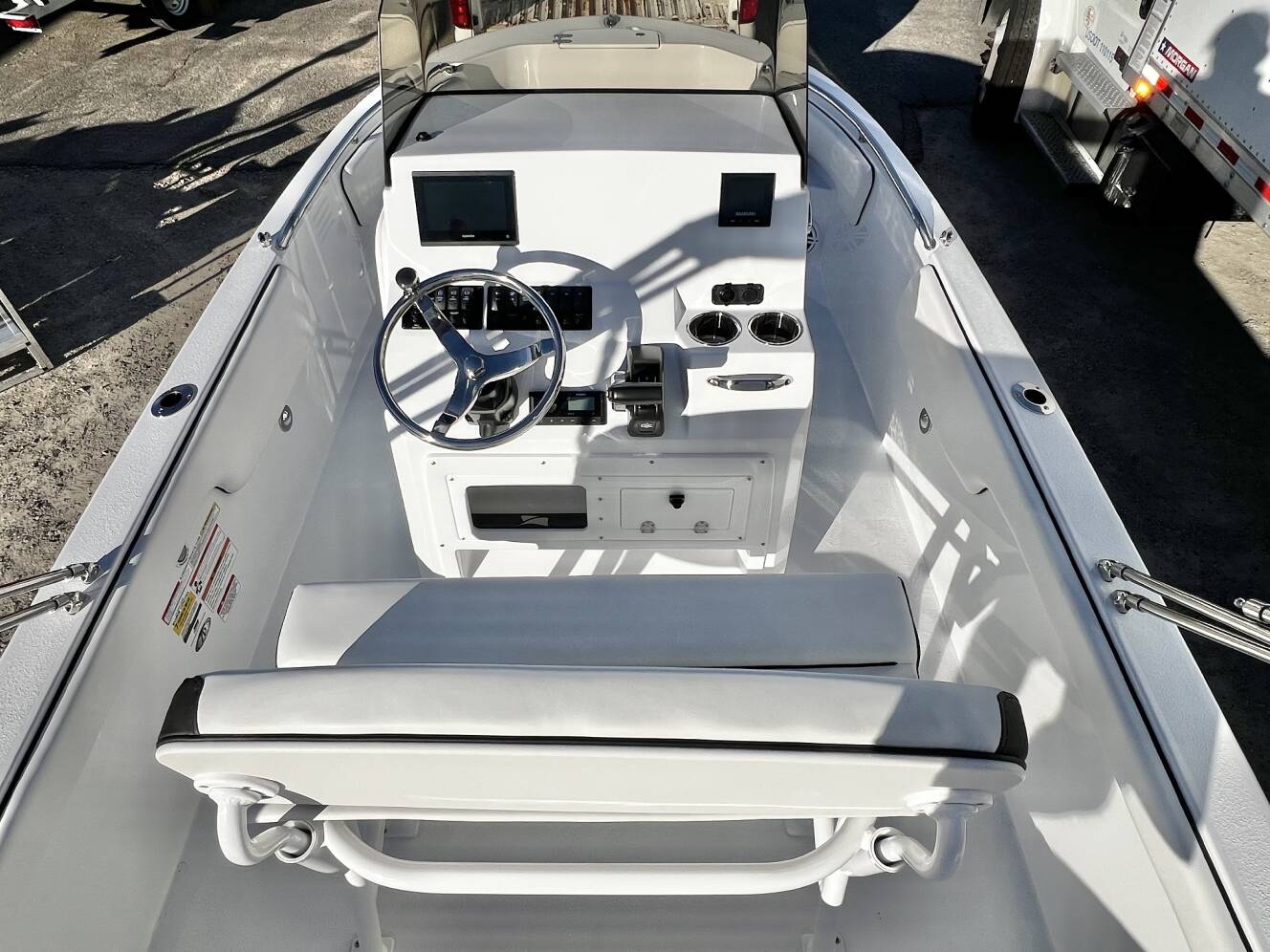 A photo of this 2026 Stingray 173 CC