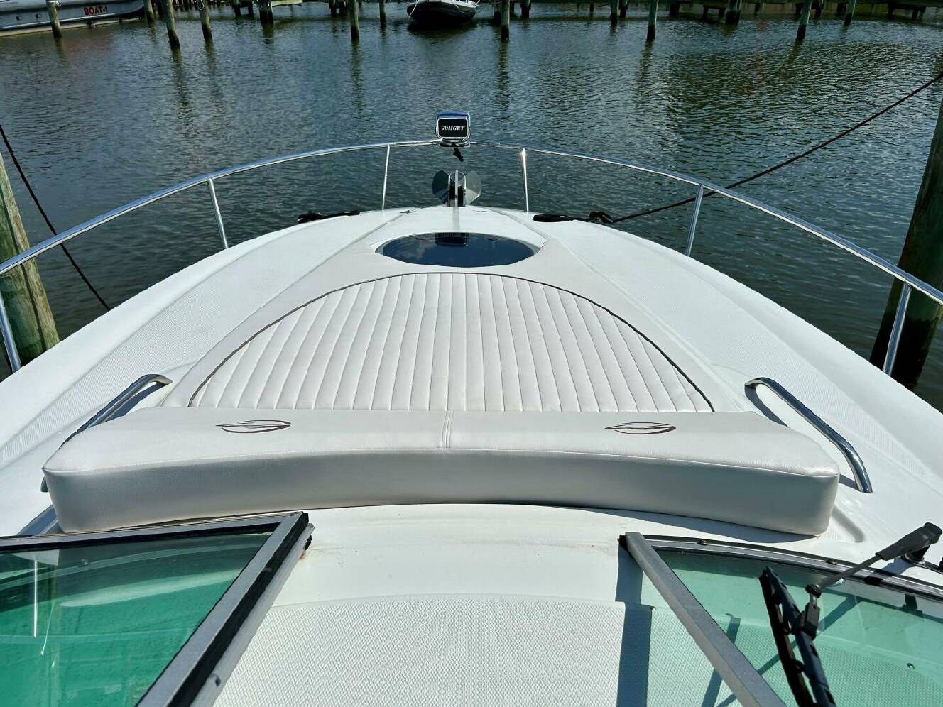 A photo of this 2011 Crownline 286 SC