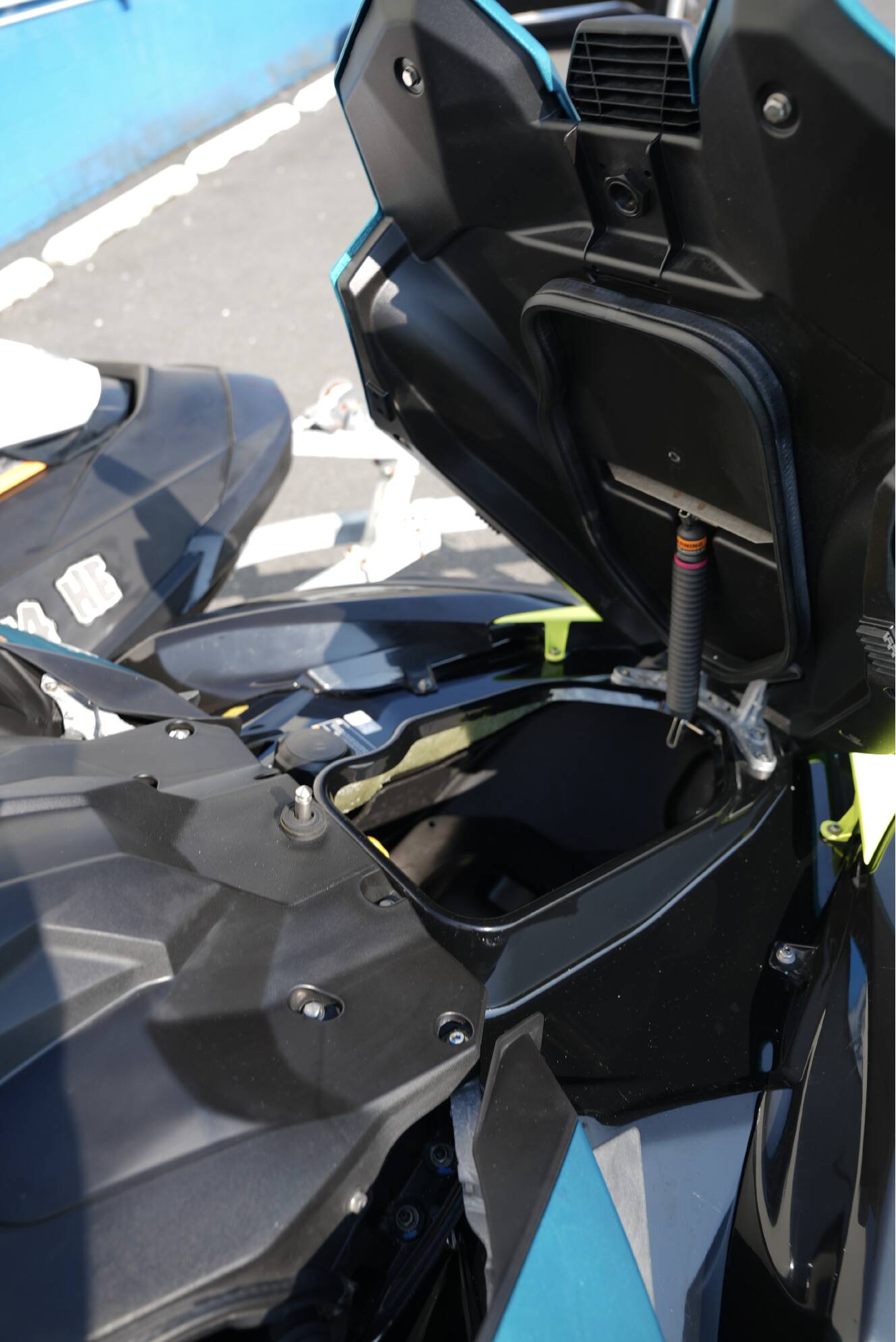 A photo of this 2022 Kawasaki Ultra 310X