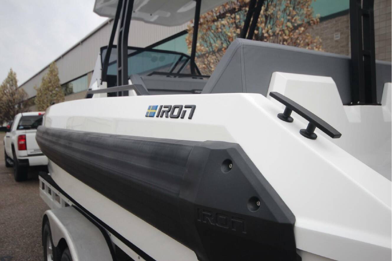 A photo of this 2026 Iron 767 T-Top