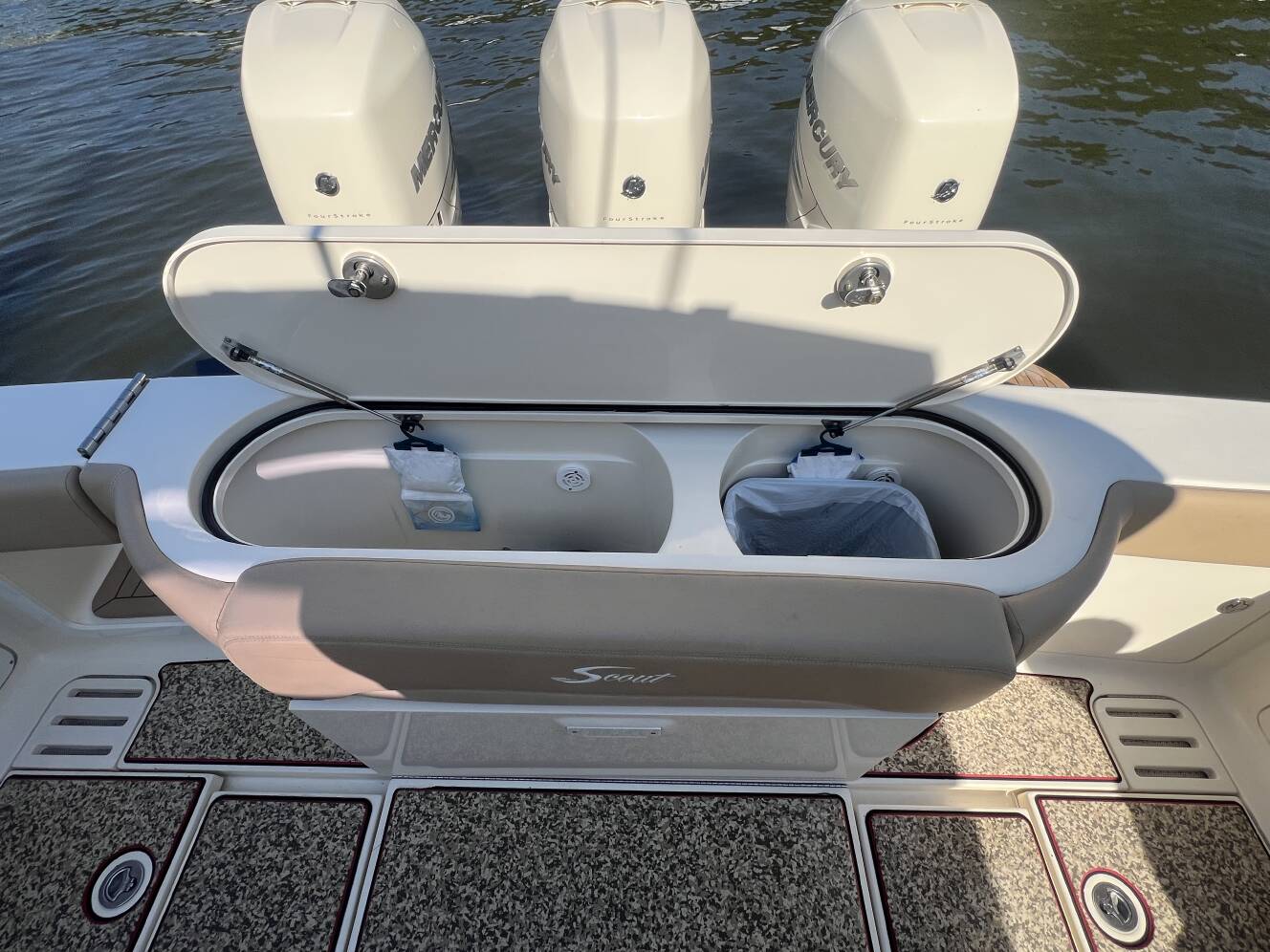 A photo of this 2020 Scout Boats 380 LXF