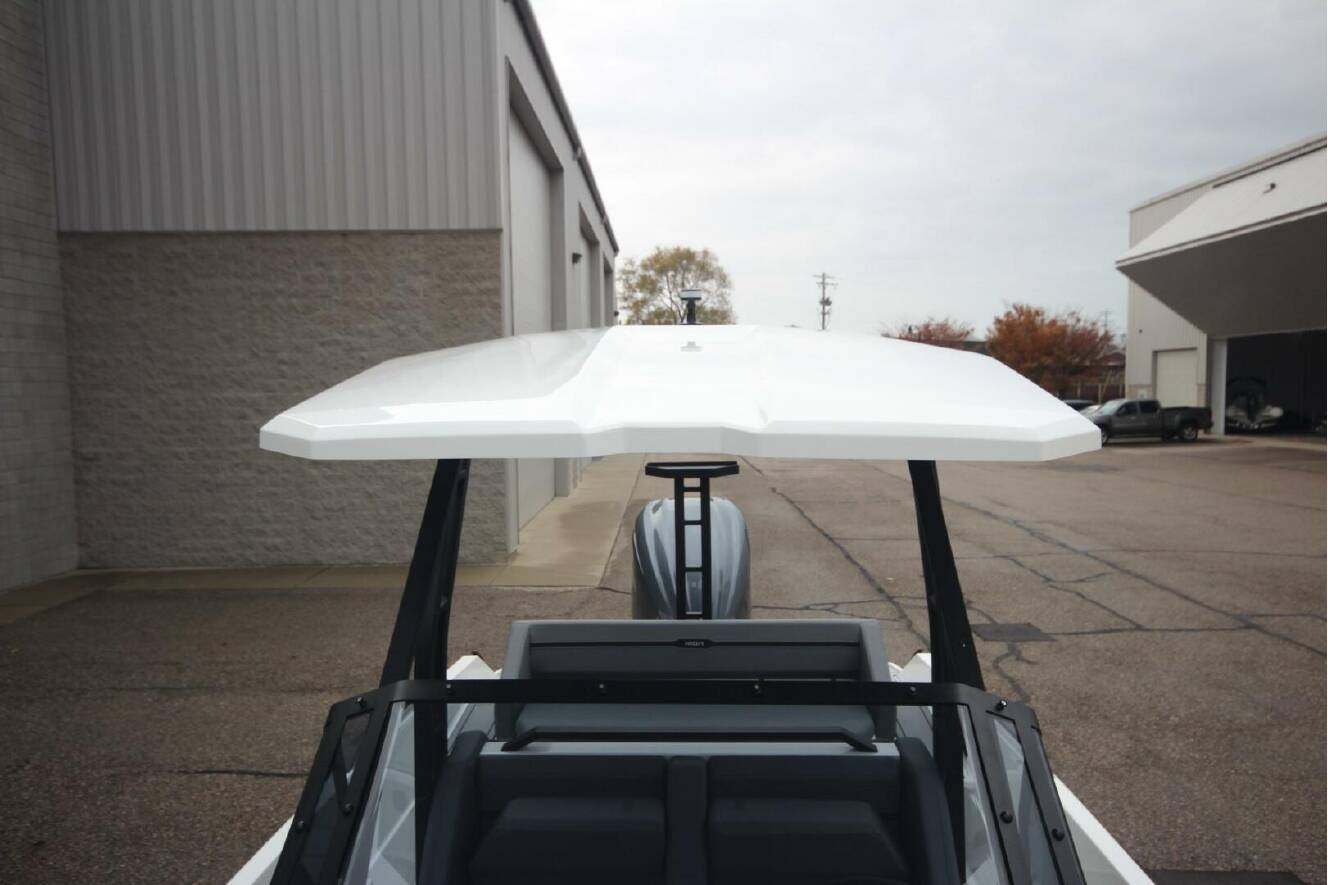 A photo of this 2026 Iron 767 T-Top