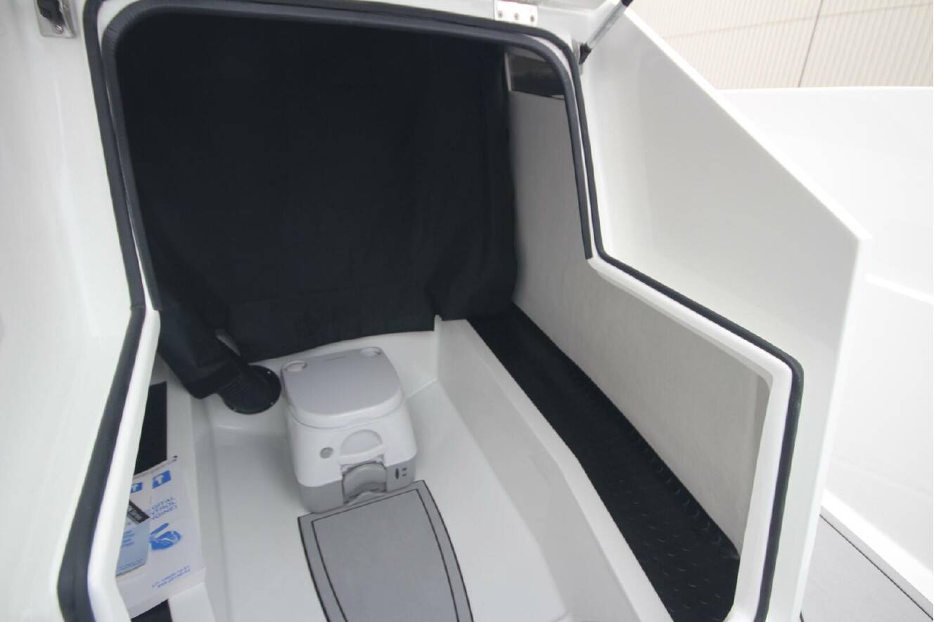 A photo of this 2026 Iron 767 T-Top