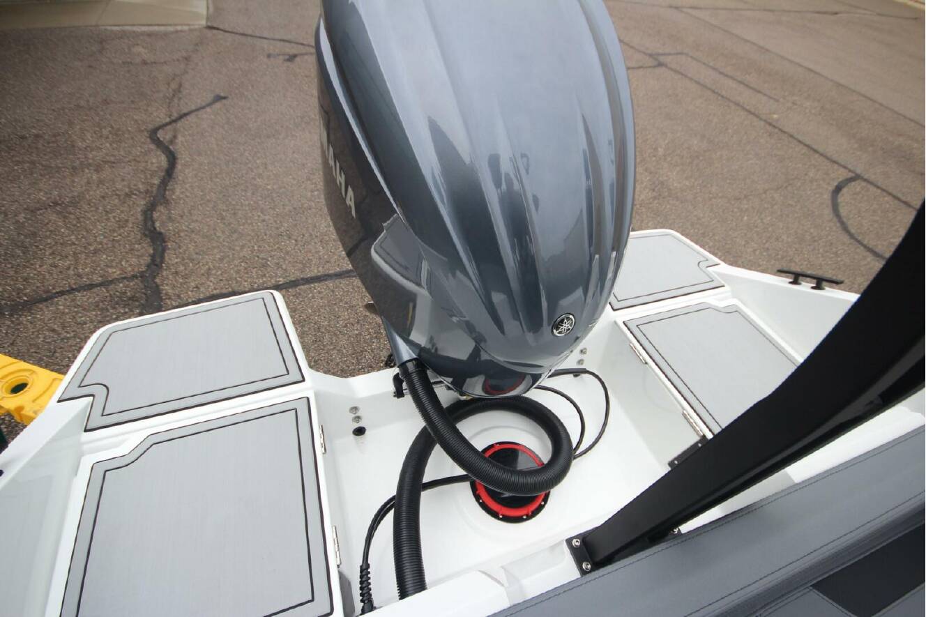 A photo of this 2026 Iron 767 T-Top