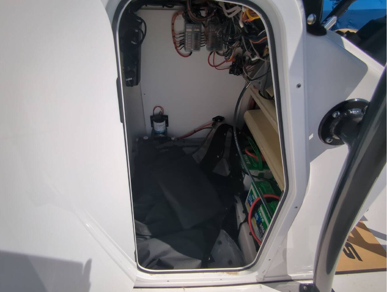 A photo of this 2023 Sportsman Open 212 Platinum