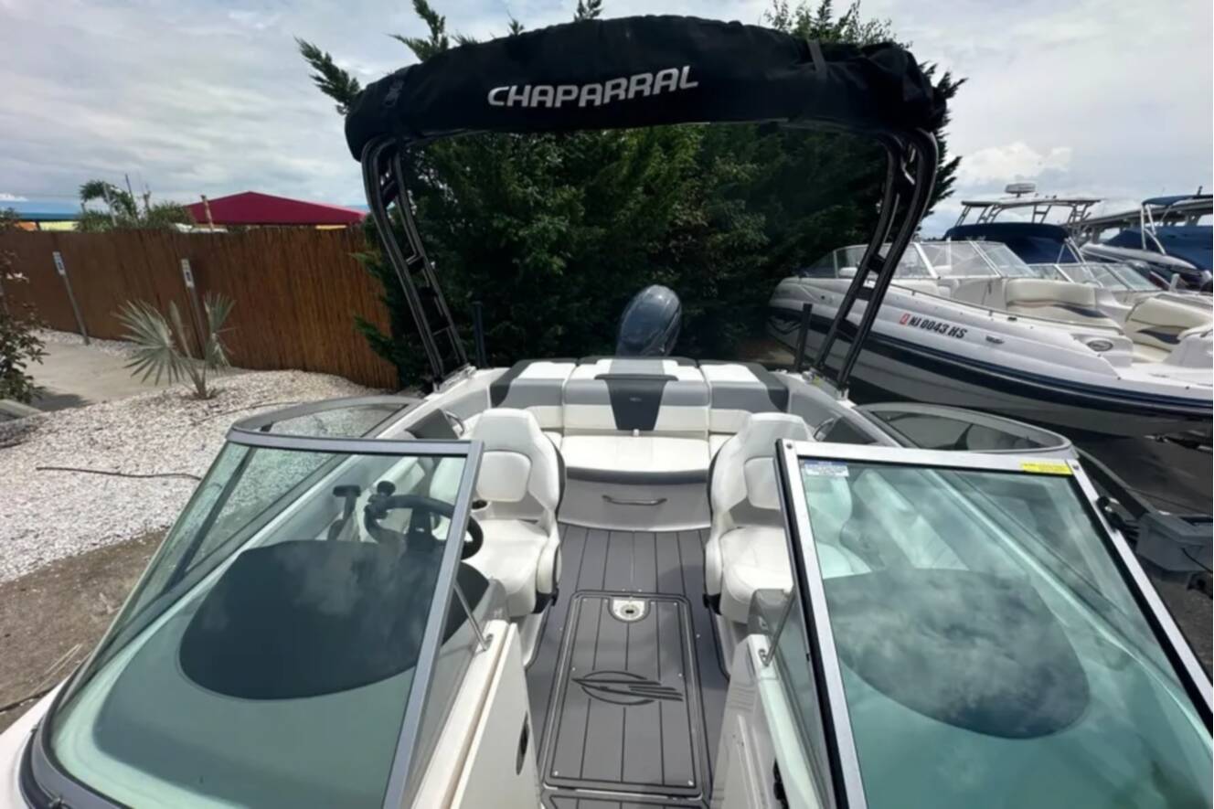 A photo of this 2023 Chaparral 21 SSI OB