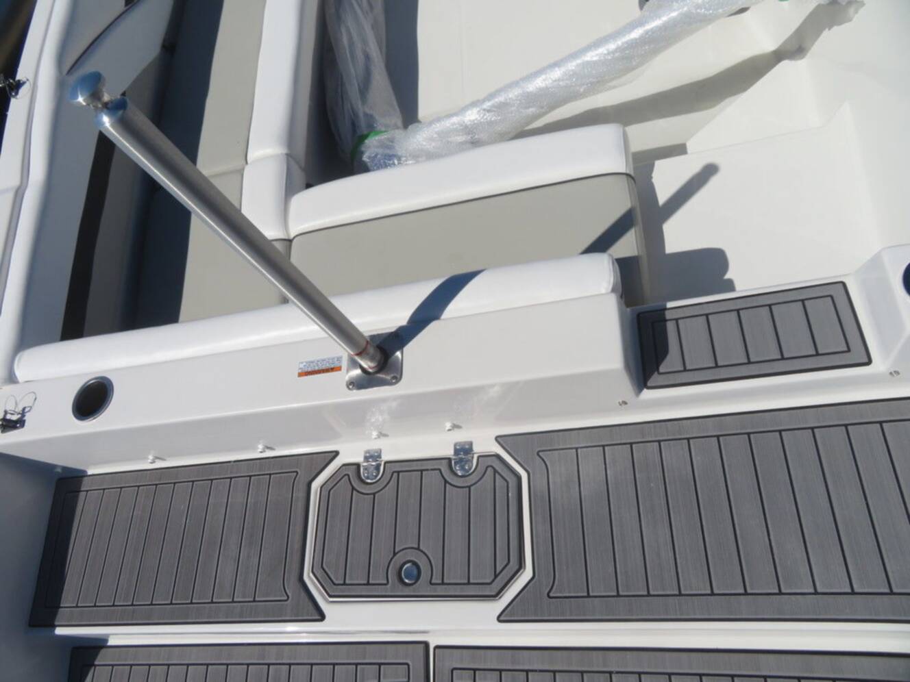 A photo of this 2023 Starcraft Marine SVX OB 211 OB