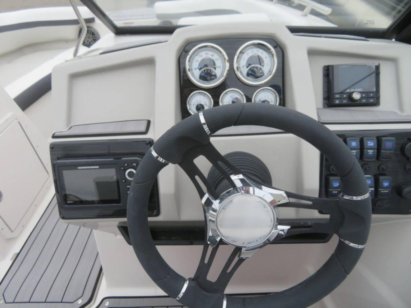 A photo of this 2023 Starcraft Marine SVX IO 210