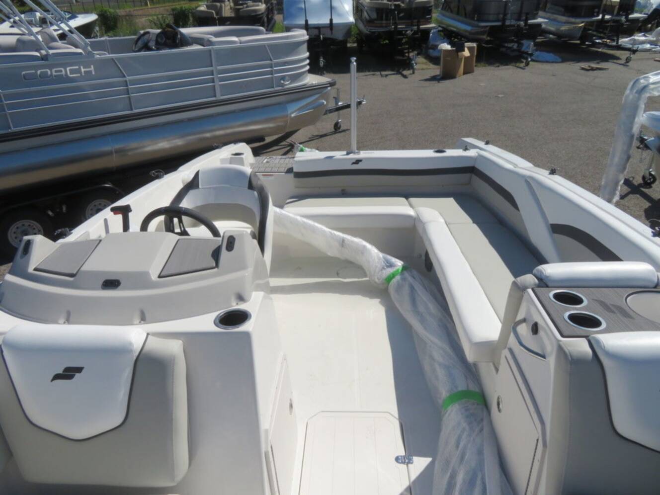 A photo of this 2023 Starcraft Marine SVX OB 211 OB