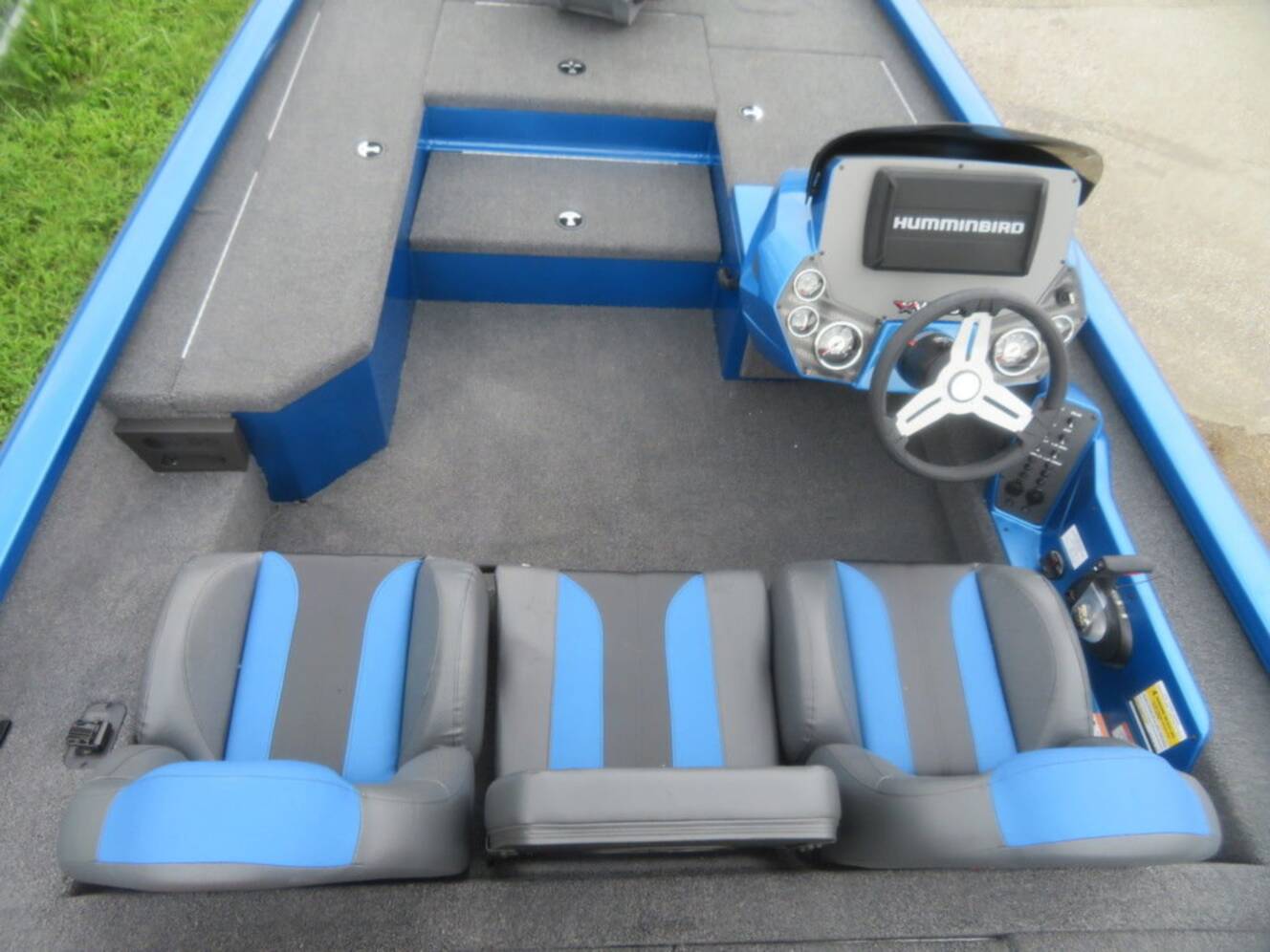 A photo of this 2023 Vexus AVX181