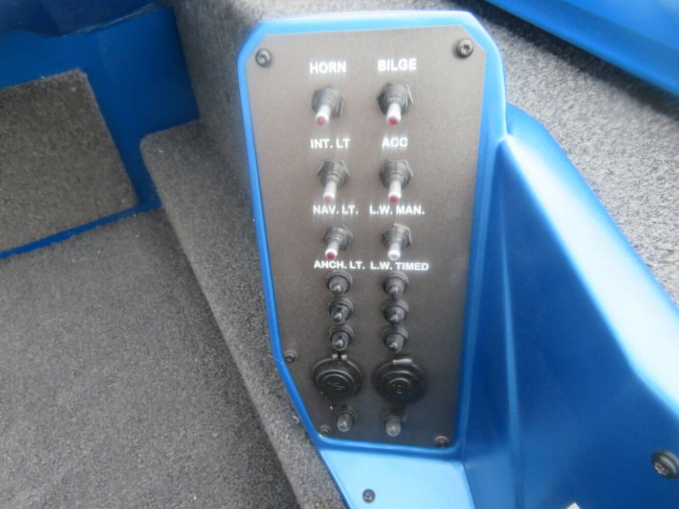 A photo of this 2023 Vexus AVX181