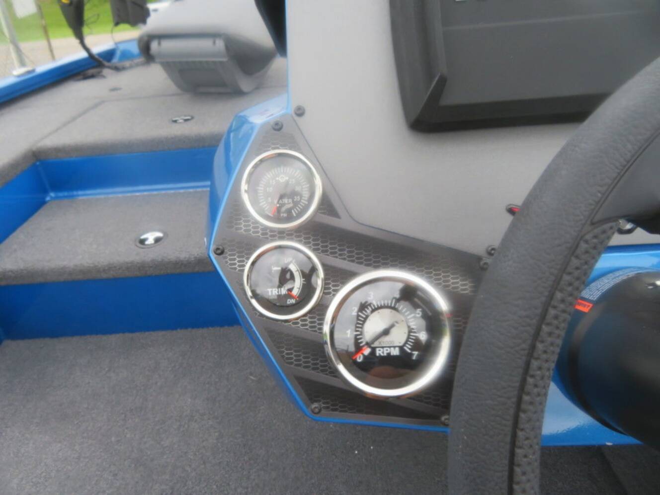 A photo of this 2023 Vexus AVX181