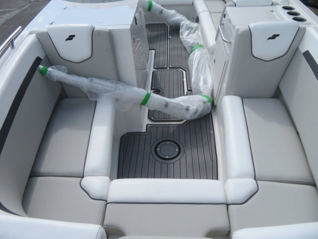A photo of this 2023 Starcraft Marine SVX OB 231 OB