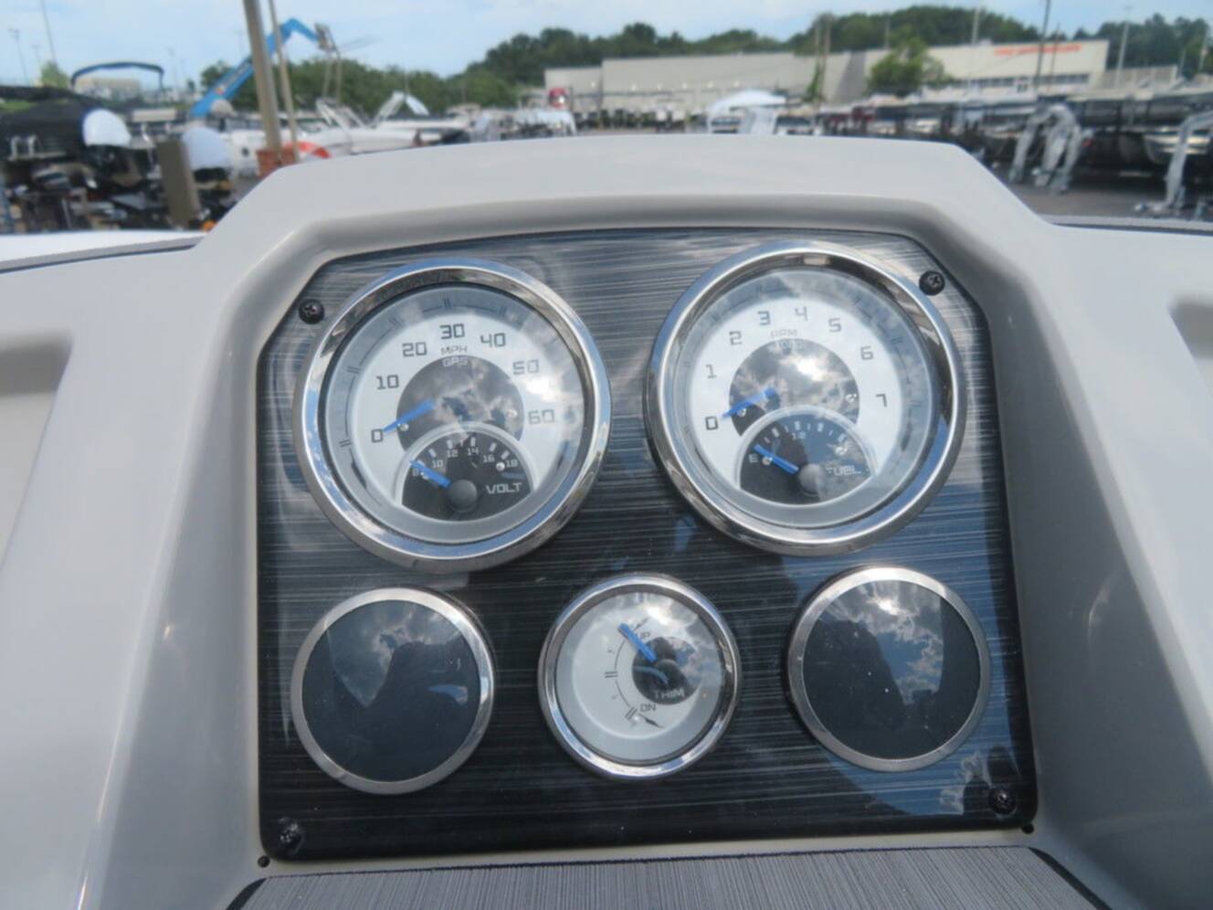 A photo of this 2023 Starcraft Marine SVX OB 231 OB