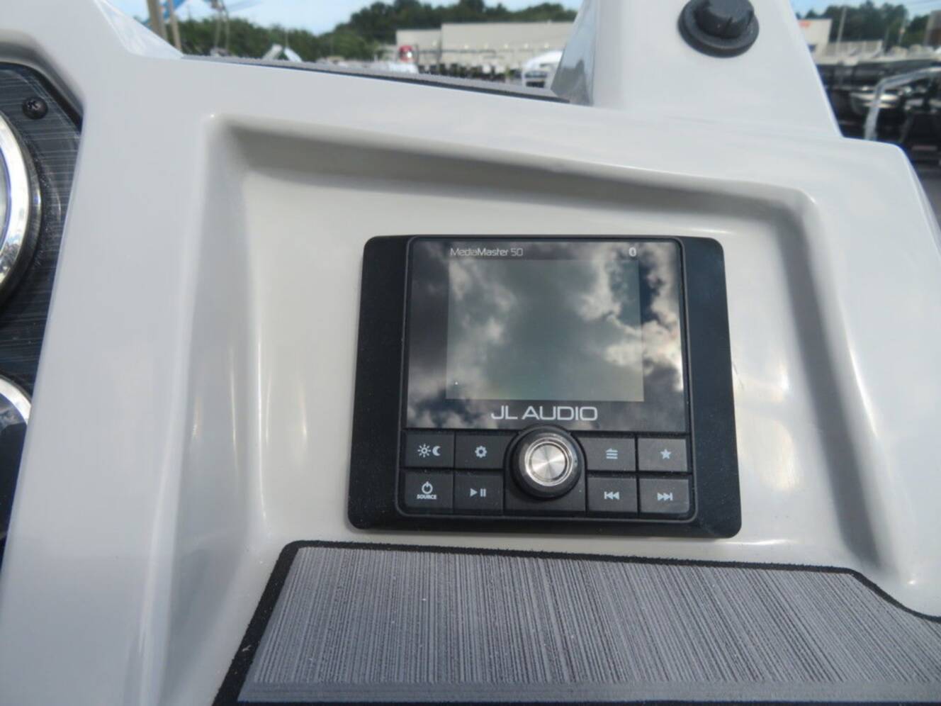A photo of this 2023 Starcraft Marine SVX OB 231 OB