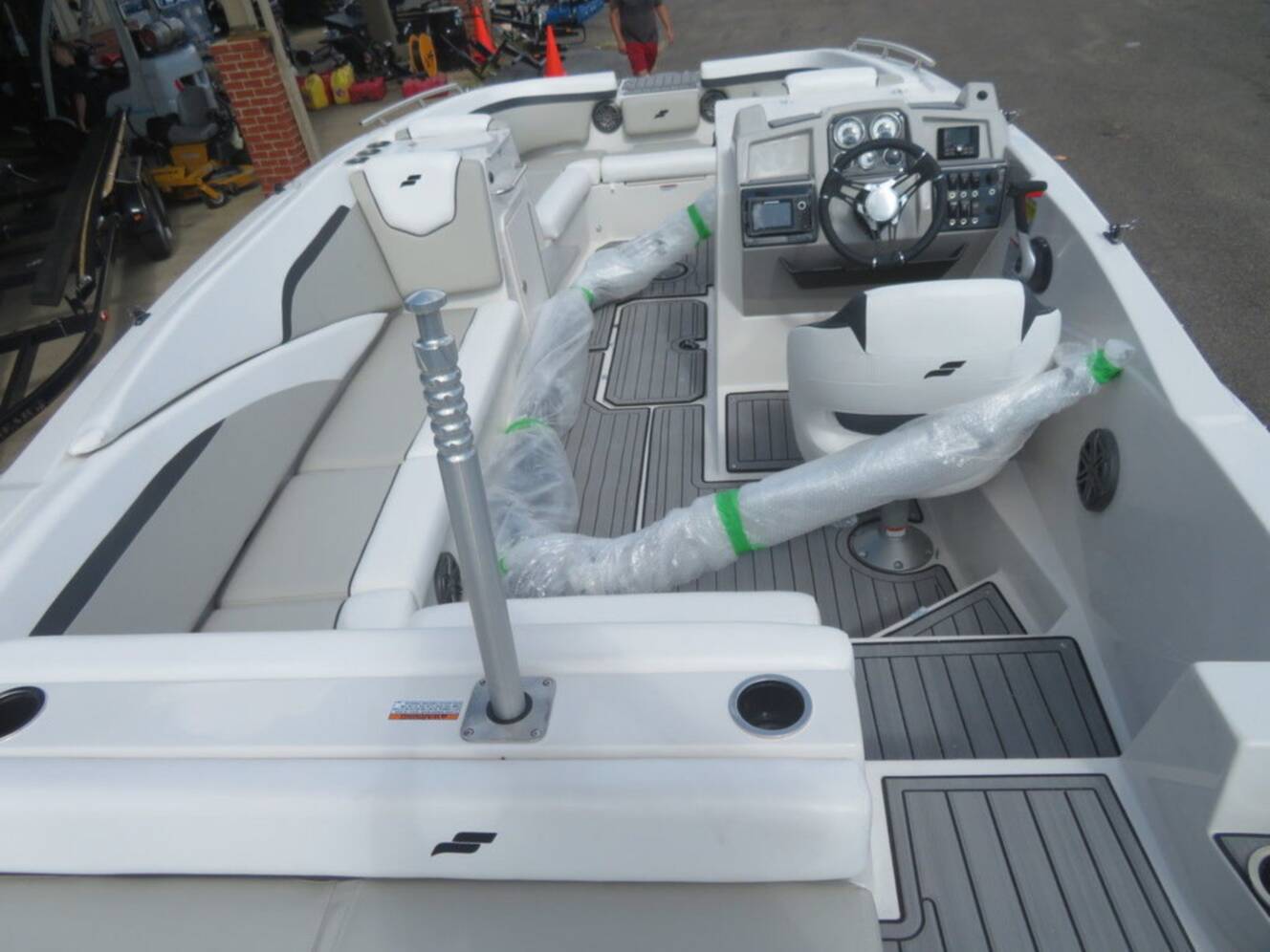 A photo of this 2023 Starcraft Marine SVX OB 231 OB