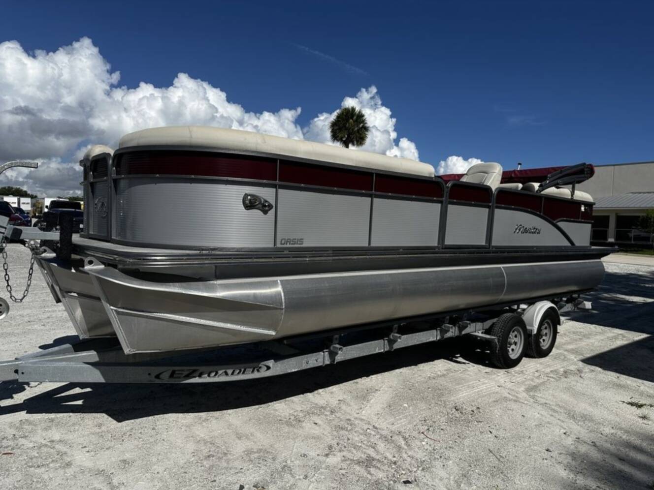 A photo of this 2021 Manitou RF 25 Oasis VP