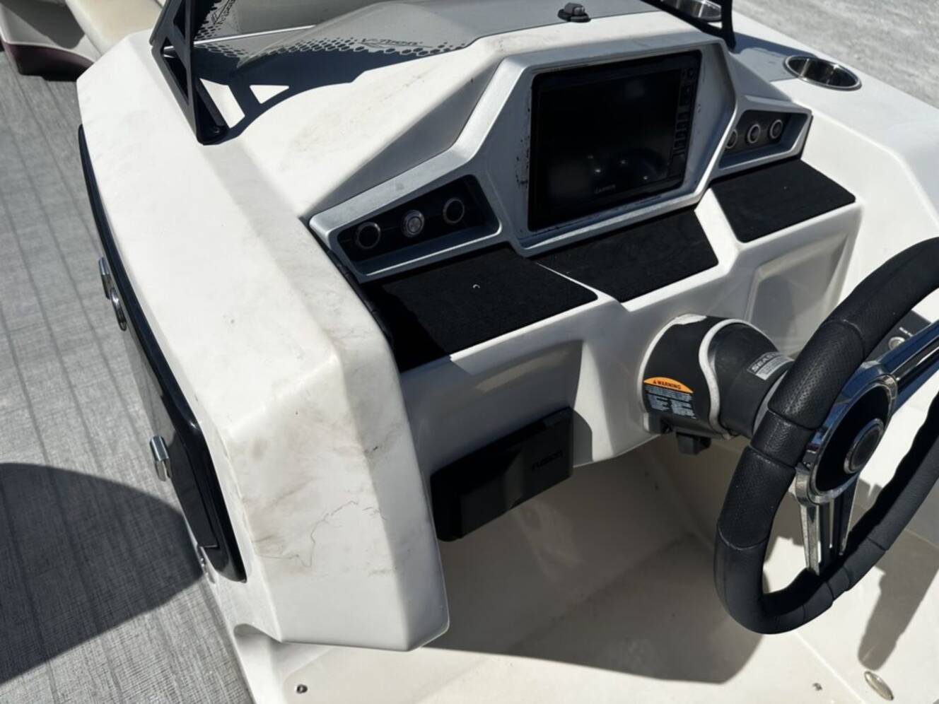 A photo of this 2021 Manitou RF 25 Oasis VP