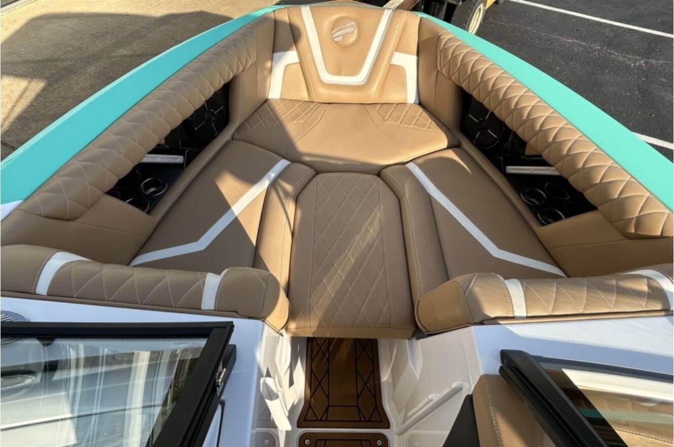 A photo of this 2020 Tige 23ZX