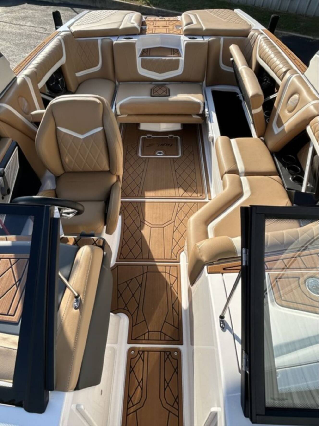 A photo of this 2020 Tige 23ZX
