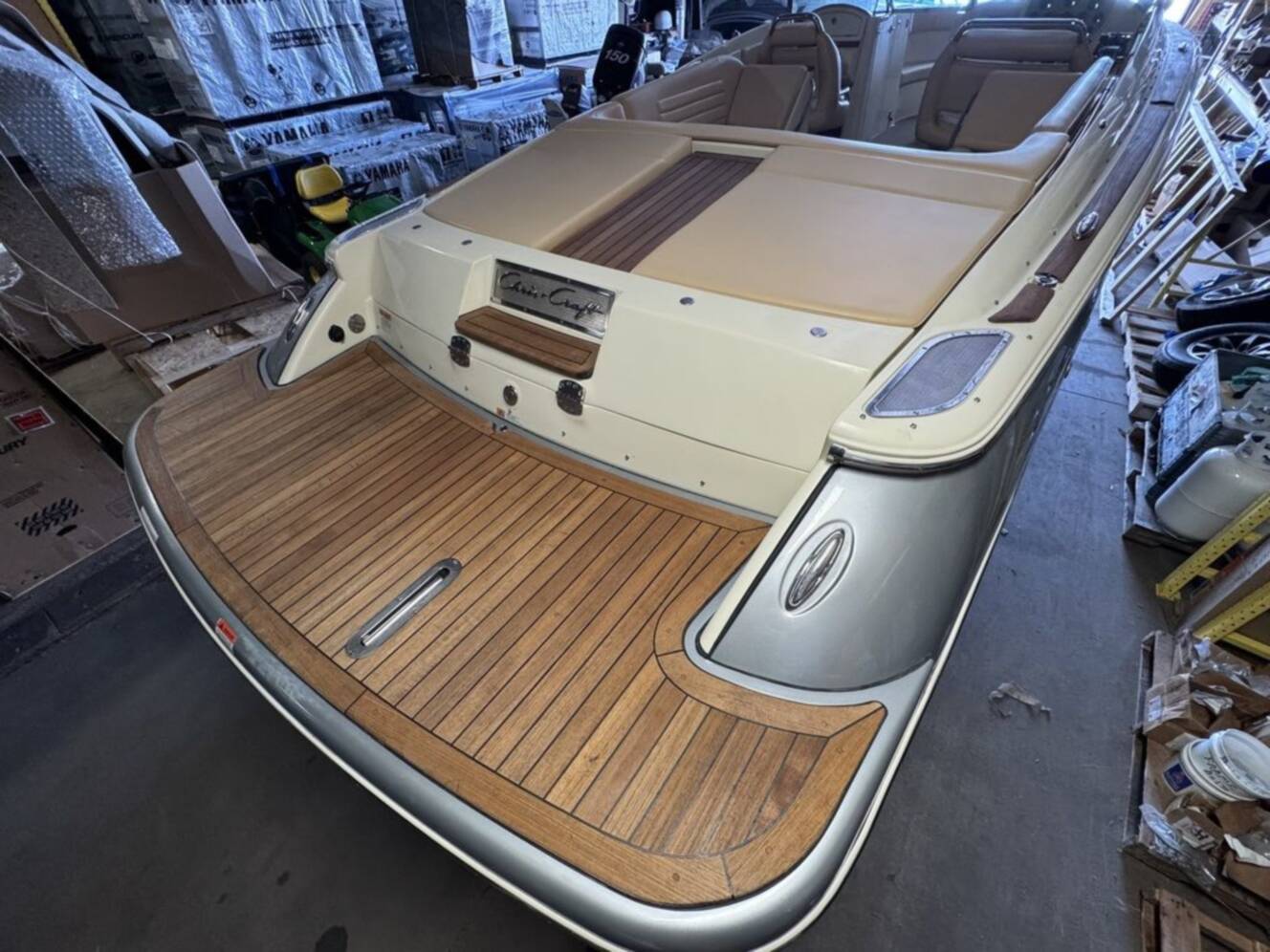 A photo of this 2012 Chris-Craft Launch 28