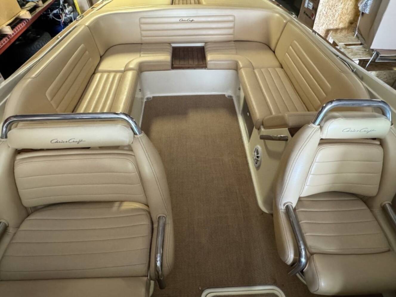 A photo of this 2012 Chris-Craft Launch 28