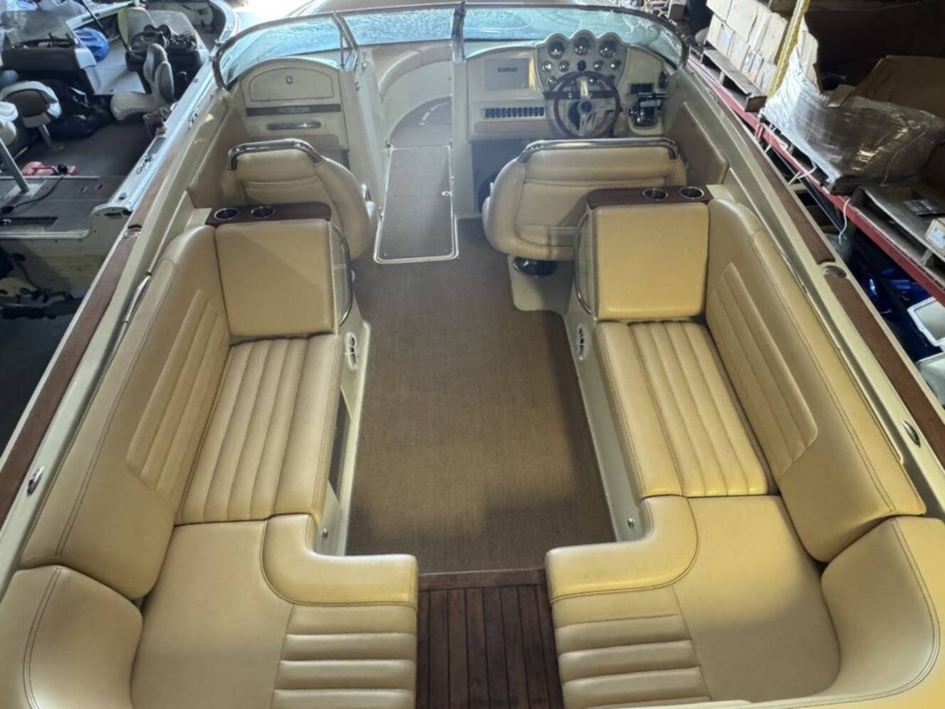 A photo of this 2012 Chris-Craft Launch 28