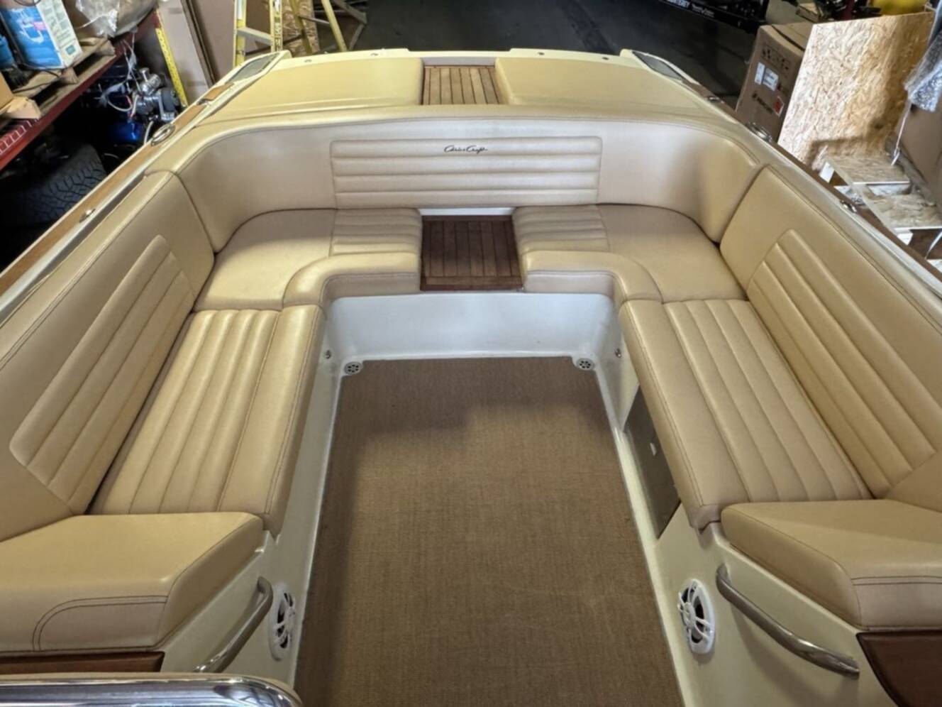 A photo of this 2012 Chris-Craft Launch 28