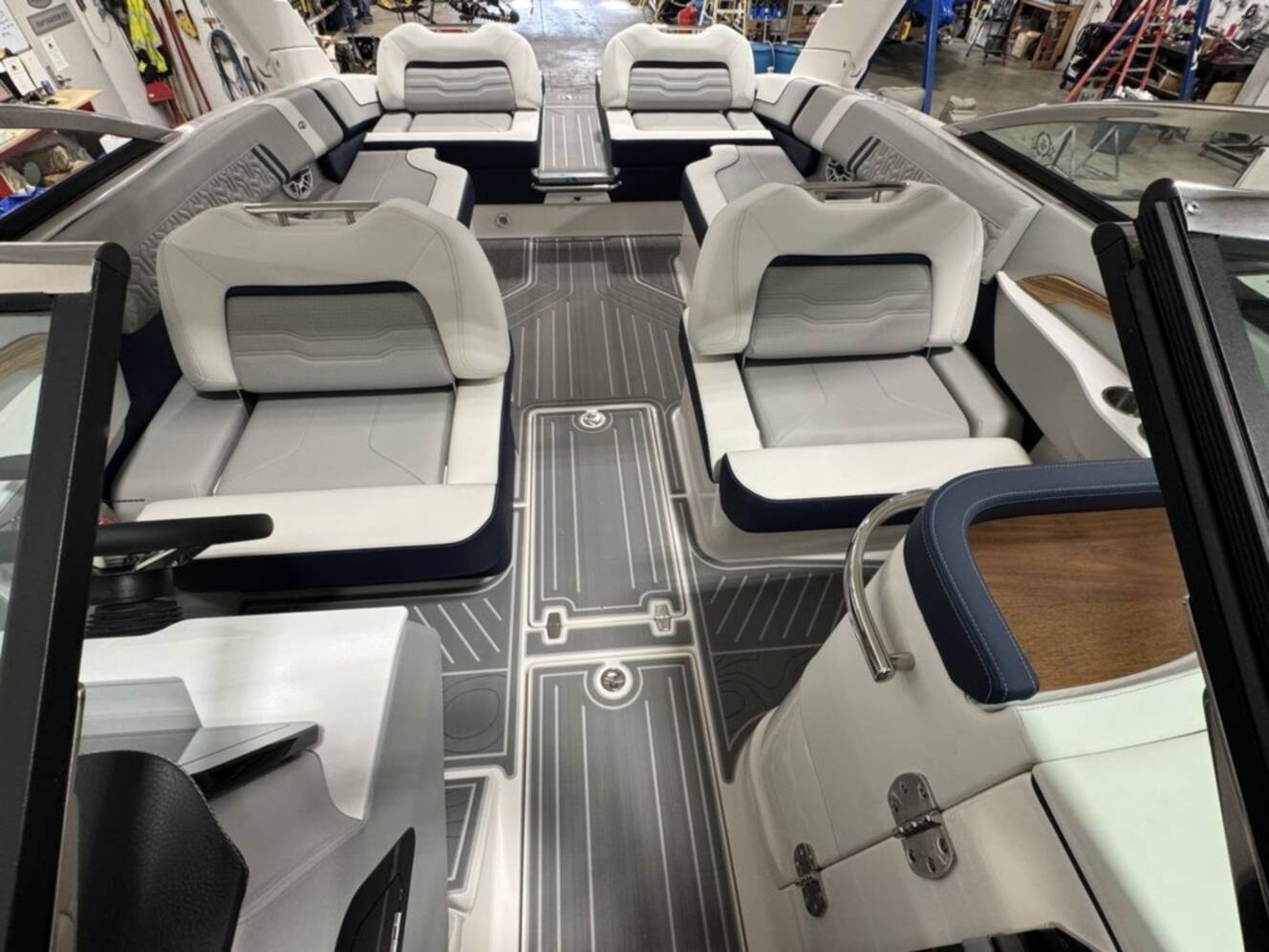 A photo of this 2026 Regal LS9