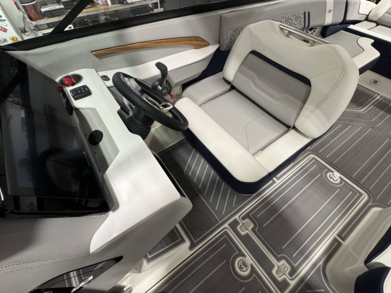 A photo of this 2026 Regal LS9