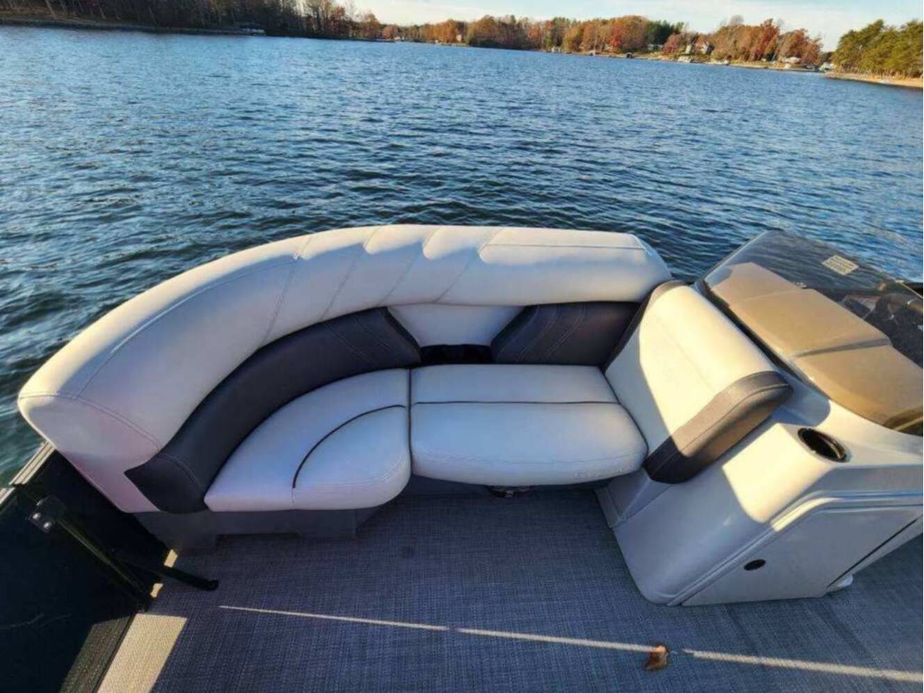 A photo of this 2023 Sylvan MIRAGE X1