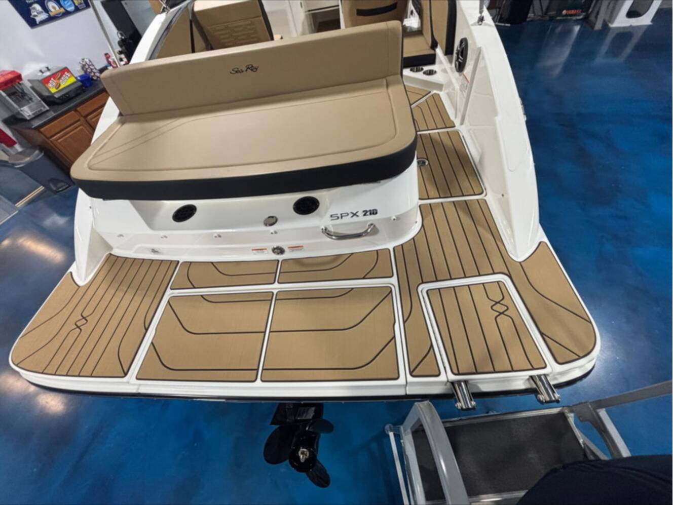 A photo of this 2026 Sea Ray 210 SPX