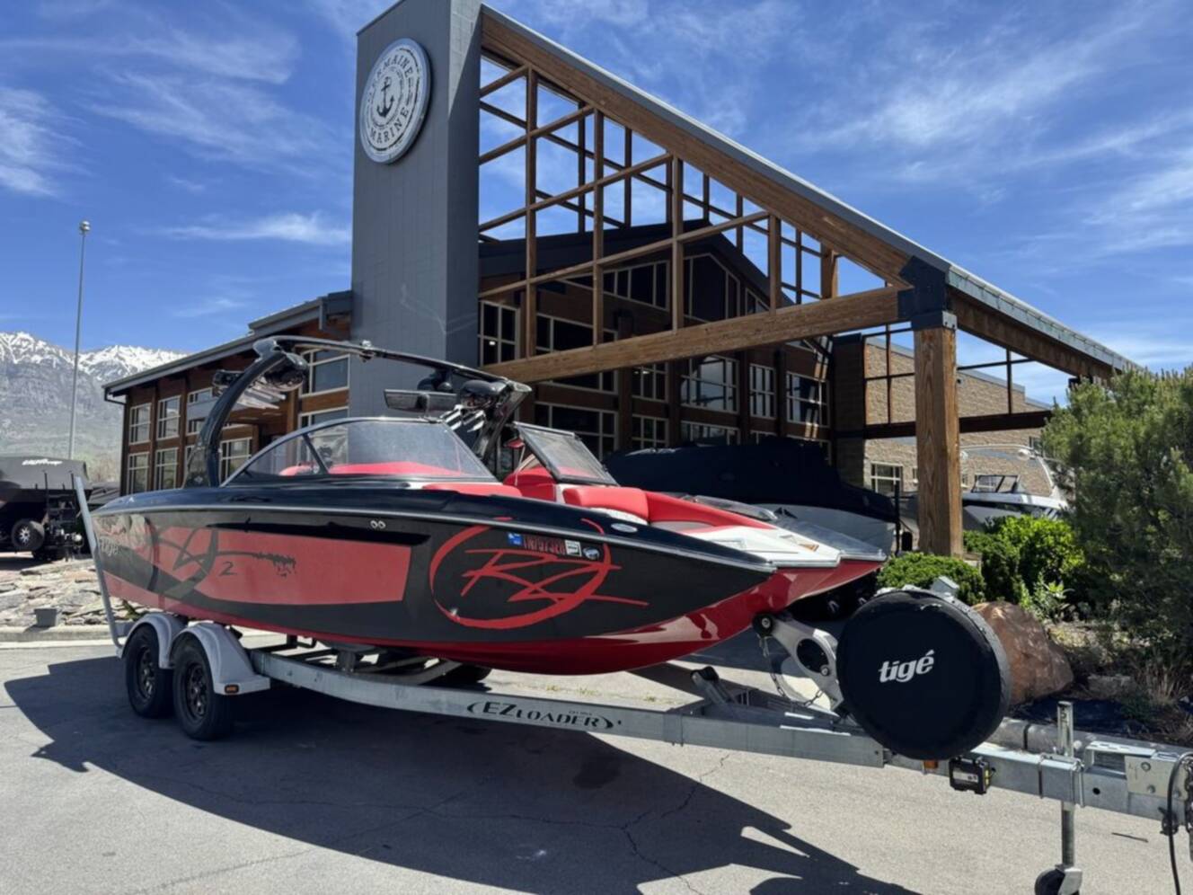 A photo of this 2010 Tige RZ2
