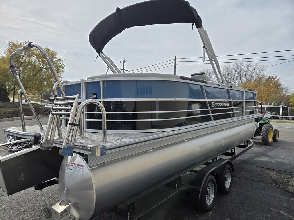 2025 Berkshire Pontoons 24RFX LE 2.75 NAN in hamilton IN