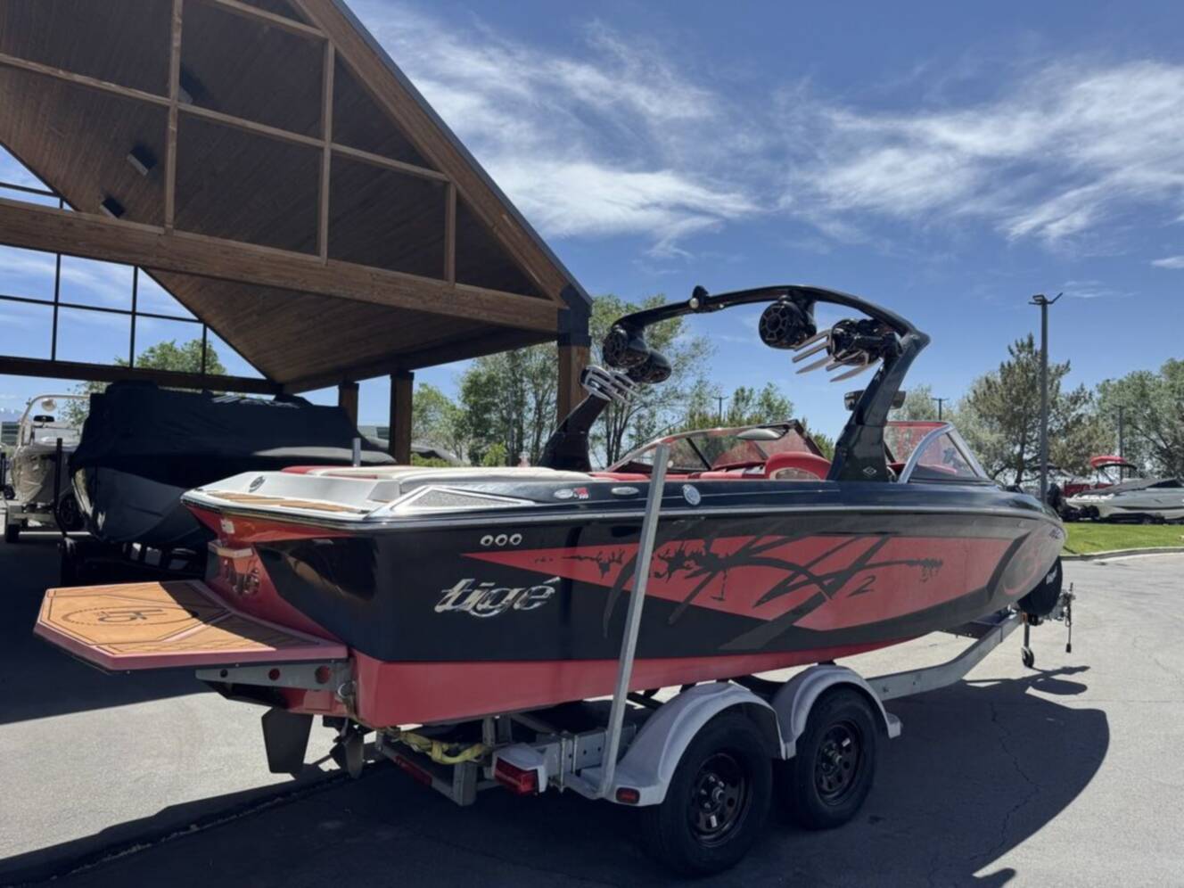 A photo of this 2010 Tige RZ2