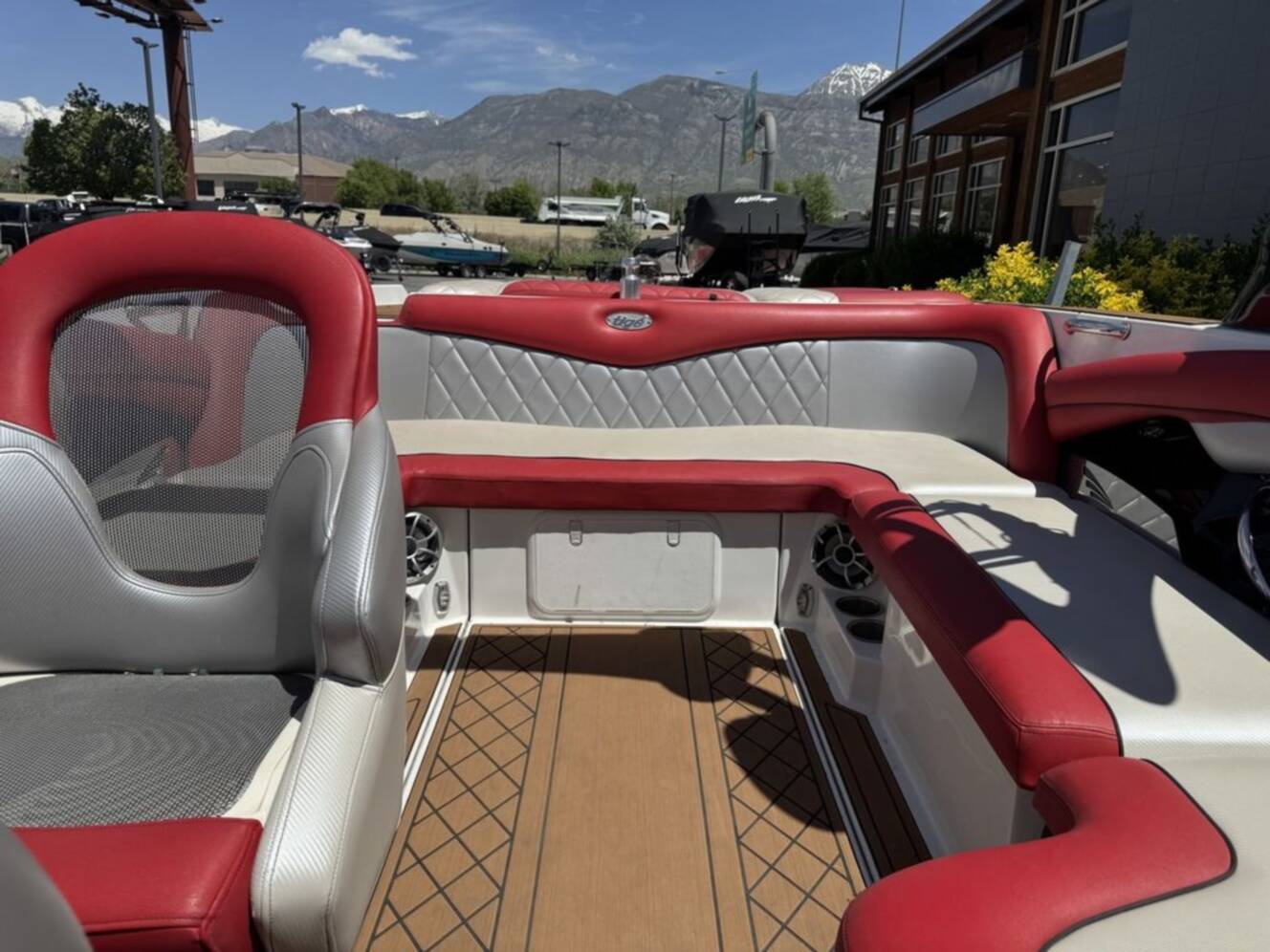 A photo of this 2010 Tige RZ2
