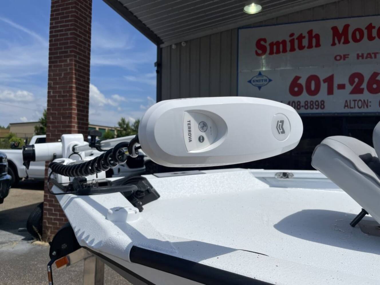 A photo of this 2026 Xpress Boats H22B