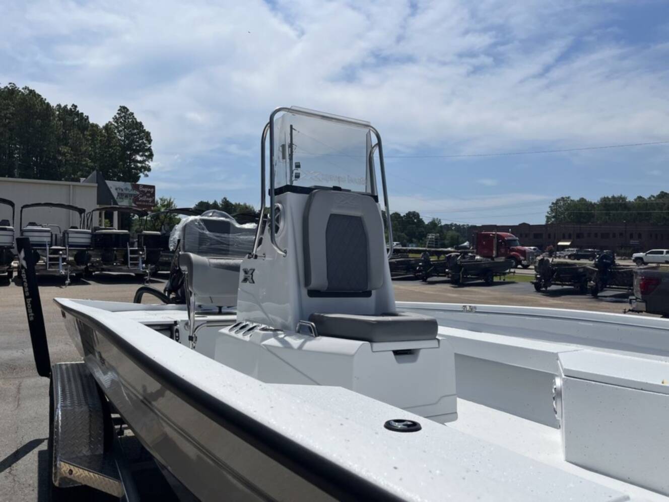 A photo of this 2026 Xpress Boats H22B
