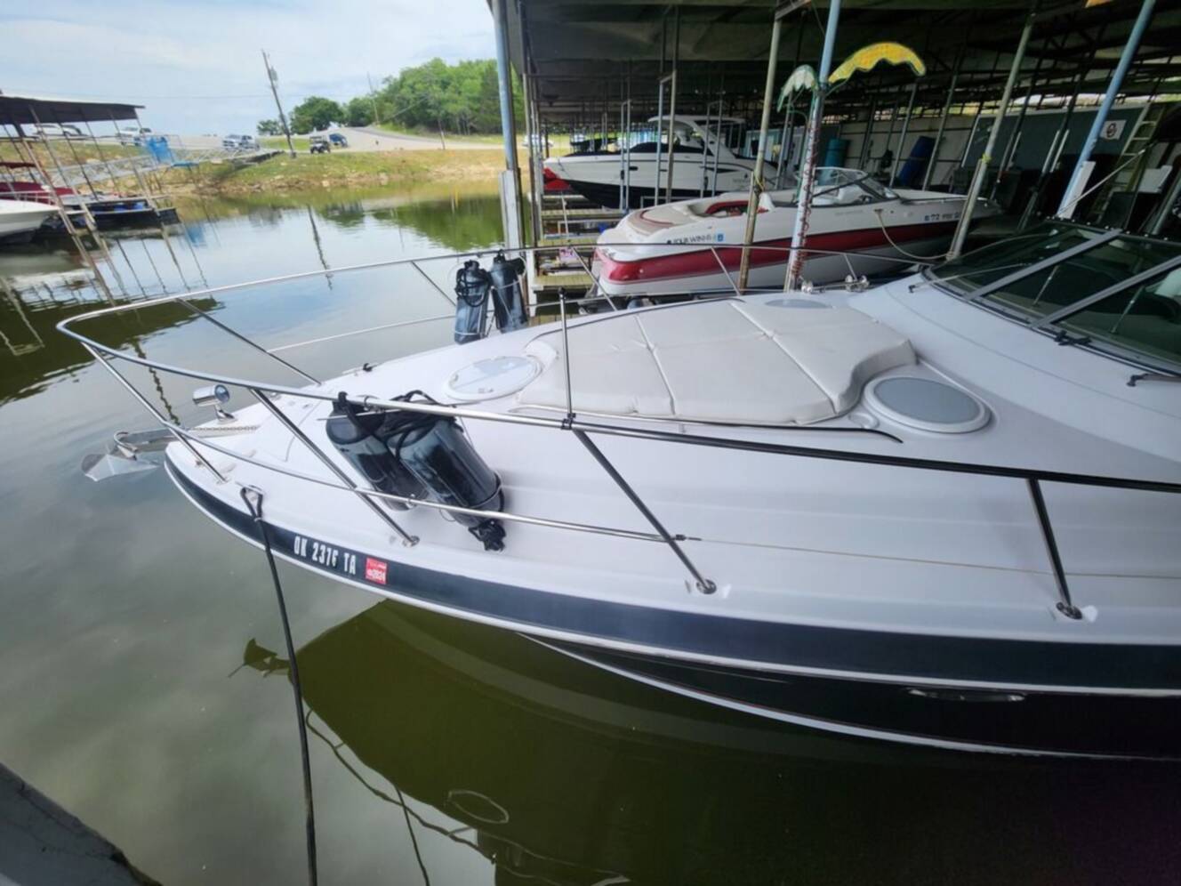 A photo of this 2007 Four Winns 358 Vista