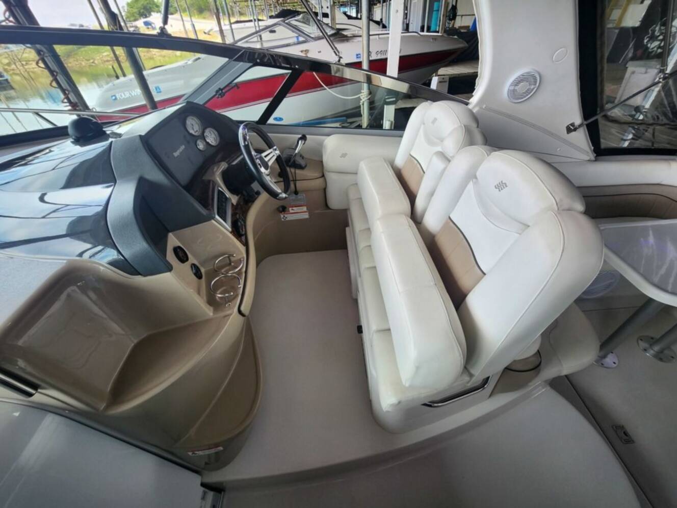 A photo of this 2007 Four Winns 358 Vista