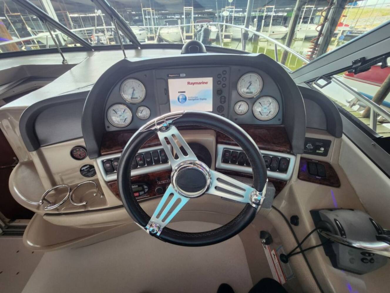 A photo of this 2007 Four Winns 358 Vista