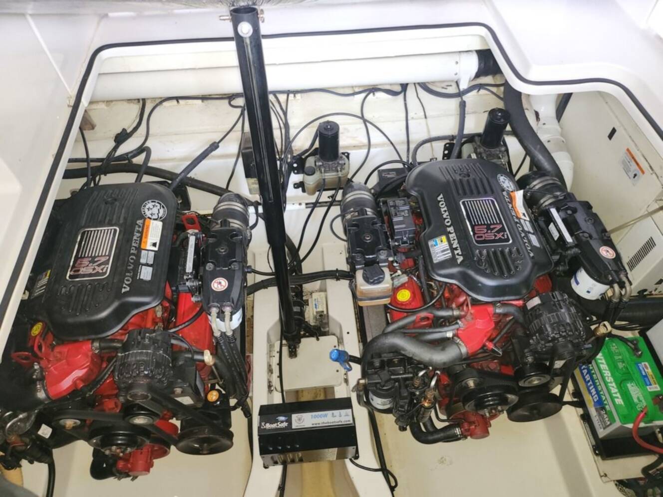 A photo of this 2007 Four Winns 358 Vista