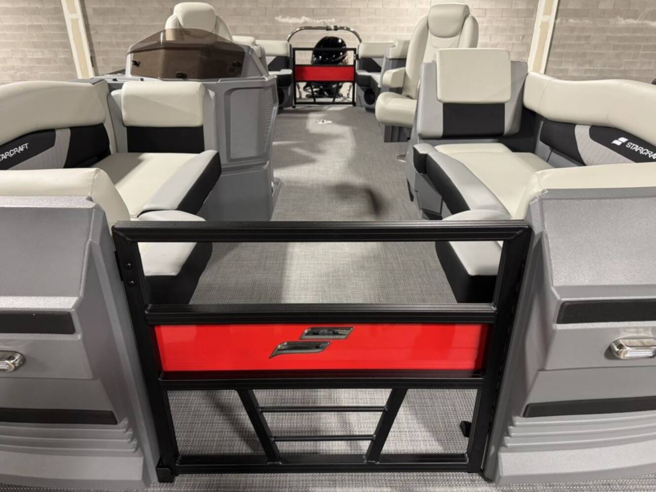 A photo of this 2026 Starcraft Marine VX 22 R DH