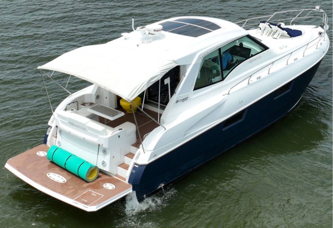 A photo of this 2011 Cruisers Yachts 48 Cantius